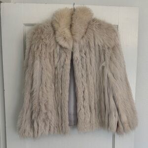 Saga Furs - Luxurious Cream Fox Fur Coat - Size M